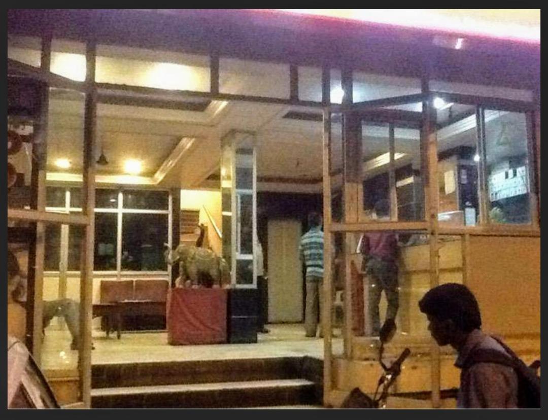 Hotel Dewans Residency Mysuru Zewnętrze zdjęcie