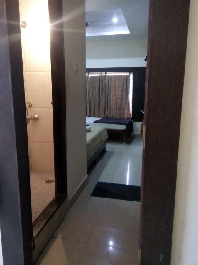 Hotel Dewans Residency Mysuru Zewnętrze zdjęcie